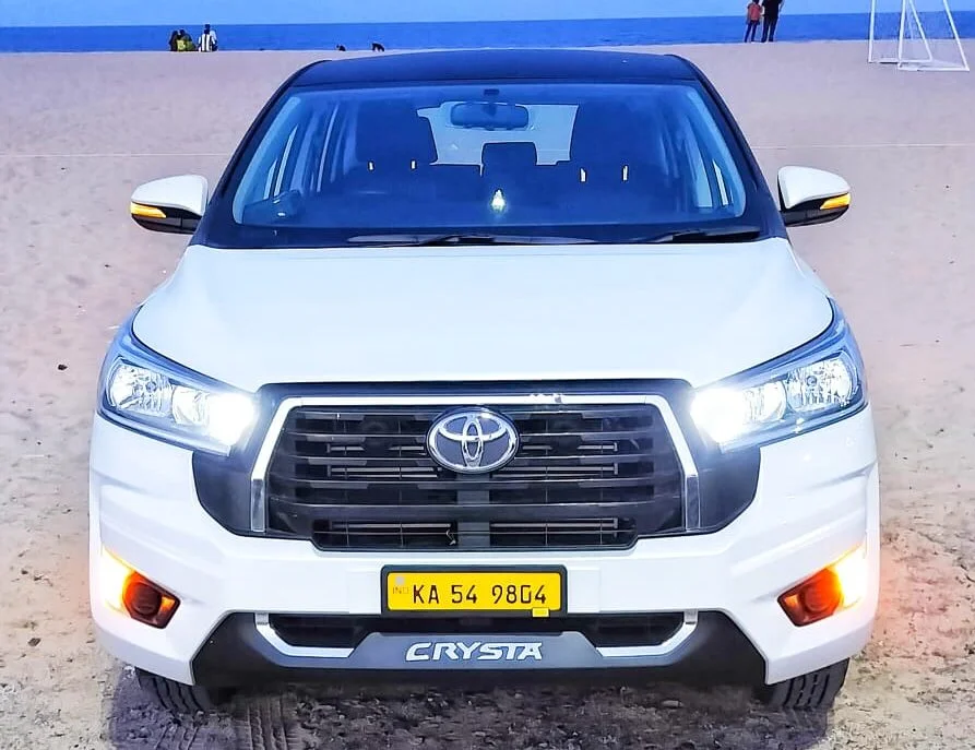 Affordable cab service with professional driver